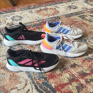 Adidas Sneakers